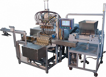 Automatic machine for the production of confectionery products with and without filling