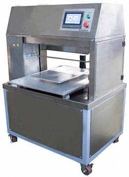 Cake and biscuit cutting machine